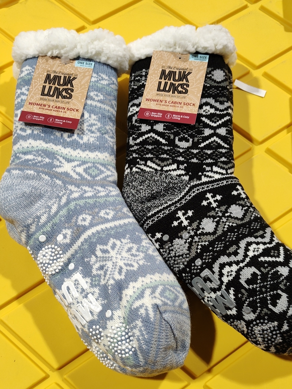 Muk Luks Women's Cabin Socks - Light Blue & Black 2 Pack